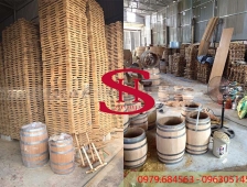 Có gì trong các xưởng sản xuất thùng gỗ sồi?