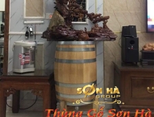 Tại sao bạn nên mua trống rượu trang trí?