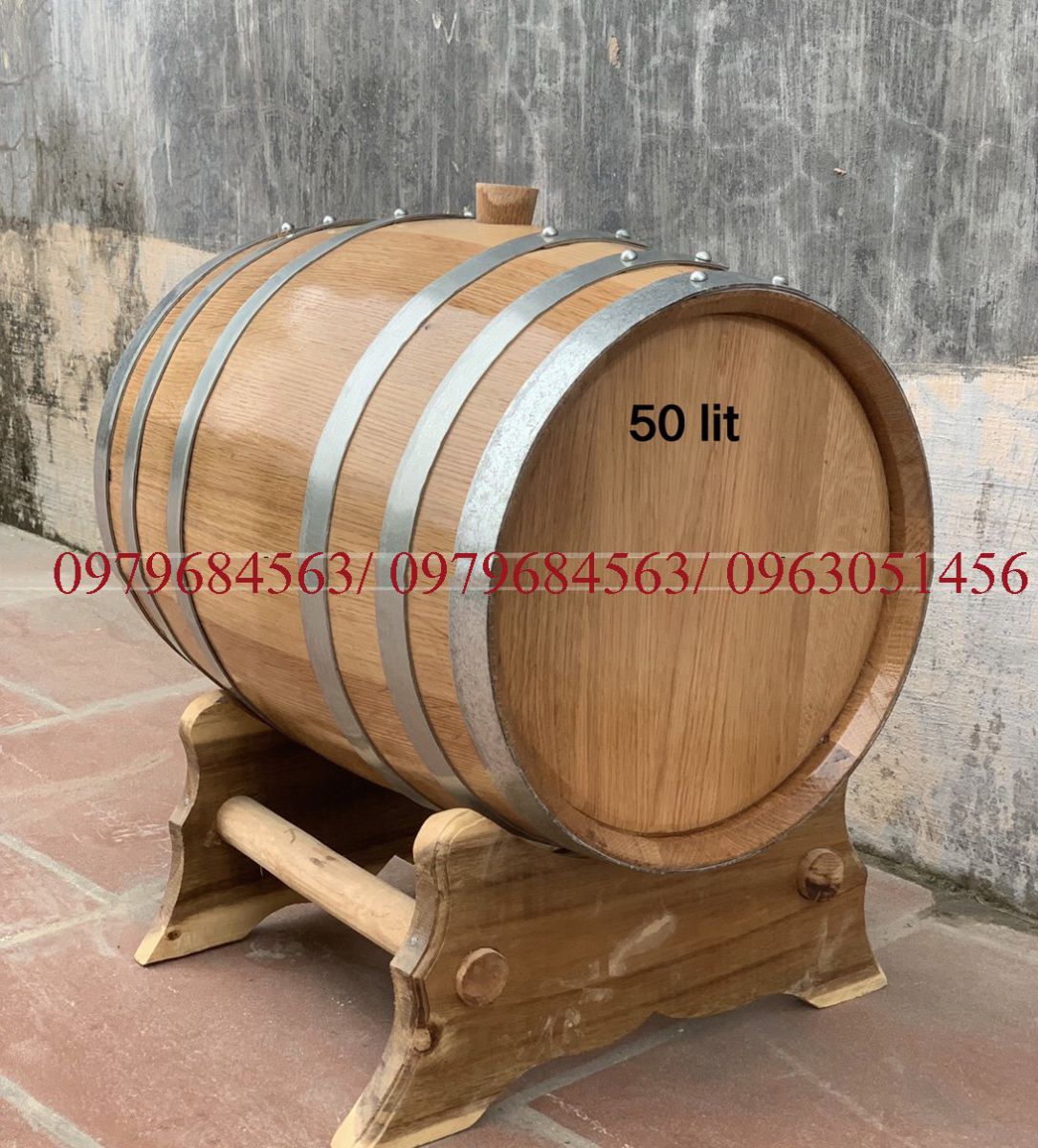 Thùng gỗ sồi ngâm rượu giá rẻ, sản xuất tại xưởng của Sơn Hà