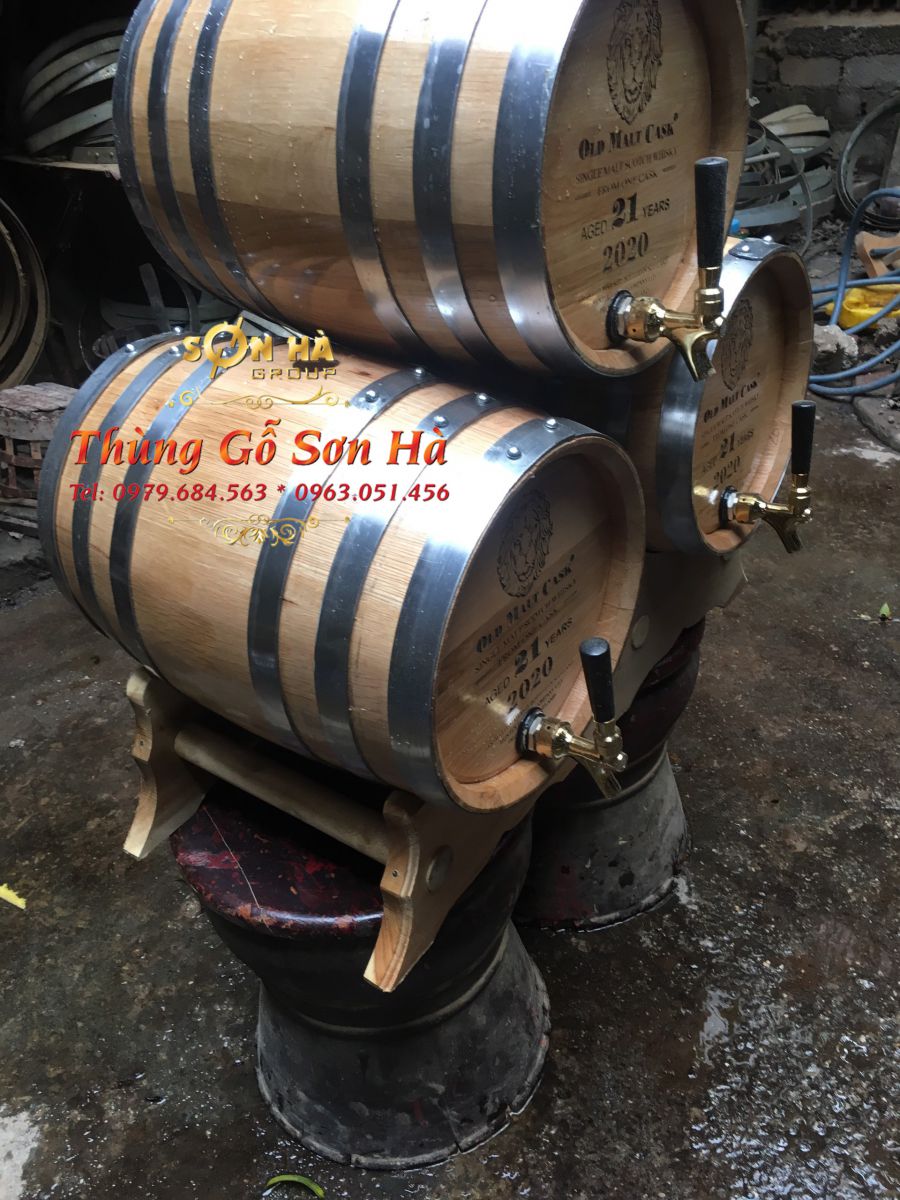 Tại Ba Đình nên lựa chọn đơn vị cung cấp thùng rượu gỗ sồi nào?