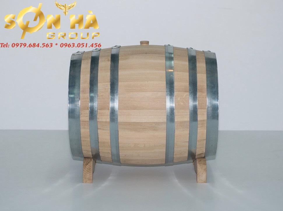 Bước 2: Xẻ gỗ, cắt kích thước tương ứng