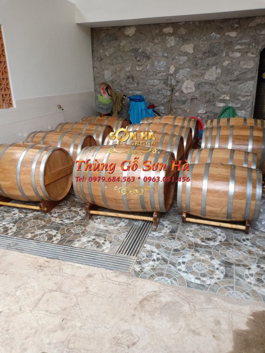 Đặc điểm của thùng rượu gỗ sồi